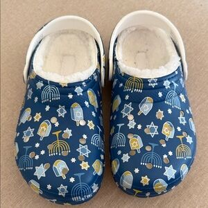 Crocs Hanukkah Themed Clogs Boy Size J3
